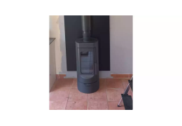 Installation d'un poêle à bois en fonte Plamen Tara 6Kw à La Garde dans les Alpes de Haute Provence (04)